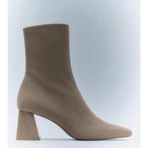 NWOT Zara Block Heel Fabric Ankle Booties
